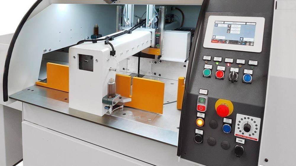 F.I. 9000 Angle Cutting Cross-Cut – with Pusher