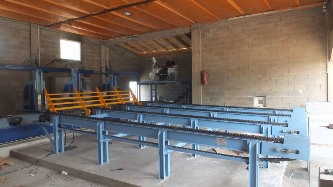 Log Loading (Infeed) Conveyor