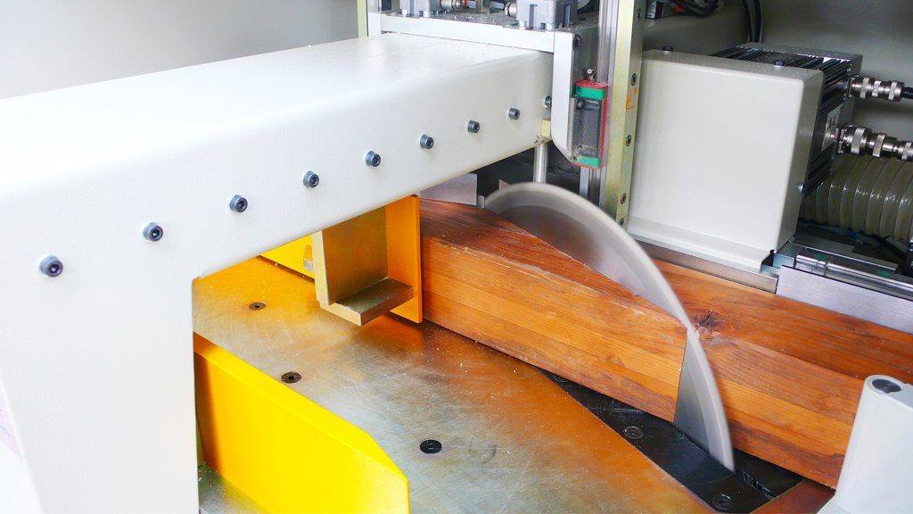 F.I. 9000 Angle Cutting Cross-Cut – with Pusher
